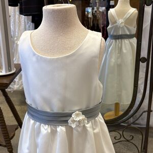 Flower girl or first communion, dress back detail, satin floral